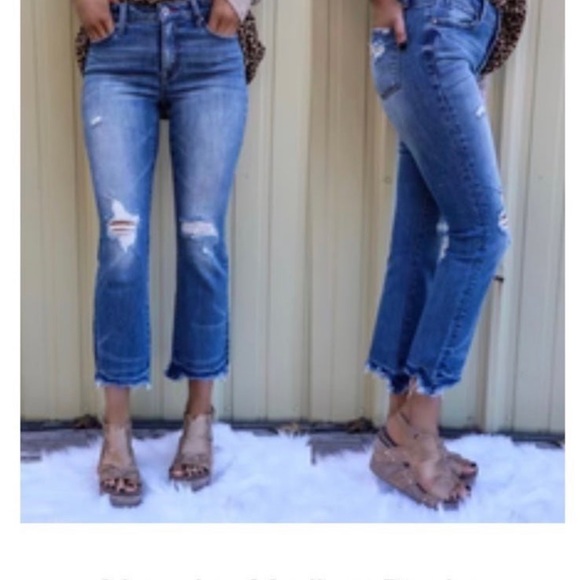 Denim - Distressed Cropped/ Capri Size 3